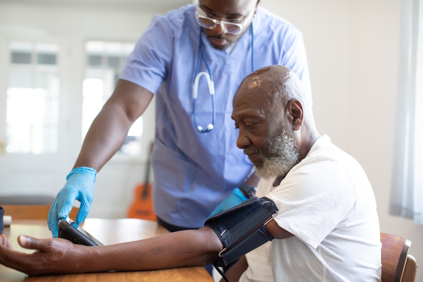 Top Benefits of Choosing Professional Pharmaceutical Services